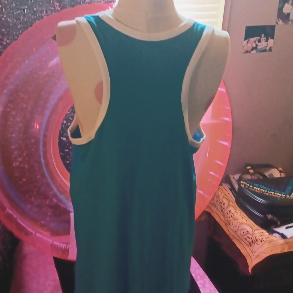 PINK tank - Picture 3 of 3